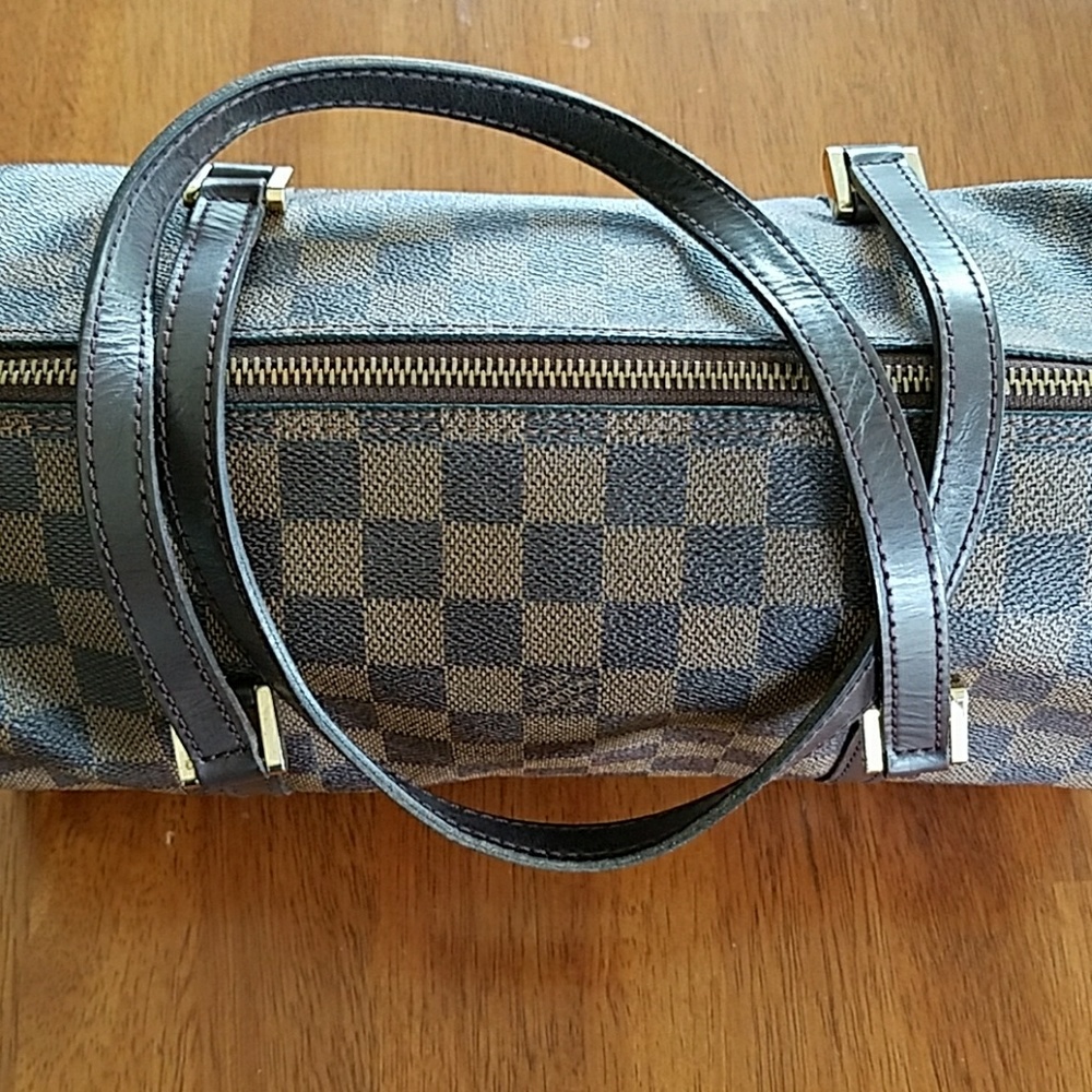 SOLD! Authentic LV Papillion 30 - Picture 6 of 8